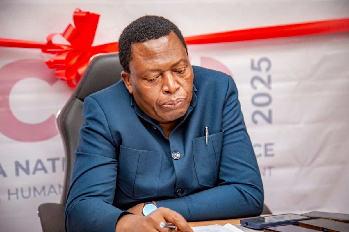 mukabalisa 🇷🇼 🇺🇬 (@rfavour4) on Twitter photo Clean water is life. Health goes beyond the health sector it’s wealth. Let’s invest in health, hear the people’s voices, and improve outcomes for all.Says Director General <a href="/olaro_charles/">Olaro Charles</a>
#UCHD2025 Clean water is life. Health goes beyond the health sector it’s wealth. Let’s invest in health, hear the people’s voices, and improve outcomes for all.Says Director General <a href="/olaro_charles/">Olaro Charles</a>
#UCHD2025