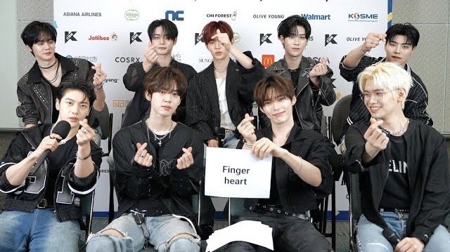 _📹
ZEROBASEONE breaks down popular K-pop terms

🔗 youtu.be/i8ZOqqVYIiU

#ZEROBASEONE #ZB1 #제로베이스원