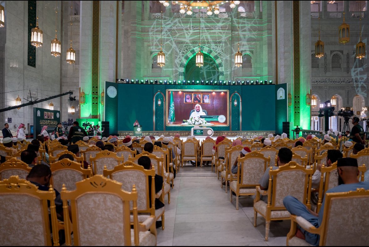 His Excellency Minister of Islamic Affairs, Sheikh Dr. Abdullatif bin Abdulaziz Al Alsheikh, during his speech at the opening of the final rounds of the 45th King Abdulaziz International Competition for Memorization of the Holy Qur’an, said:
“One of the greatest blessings of