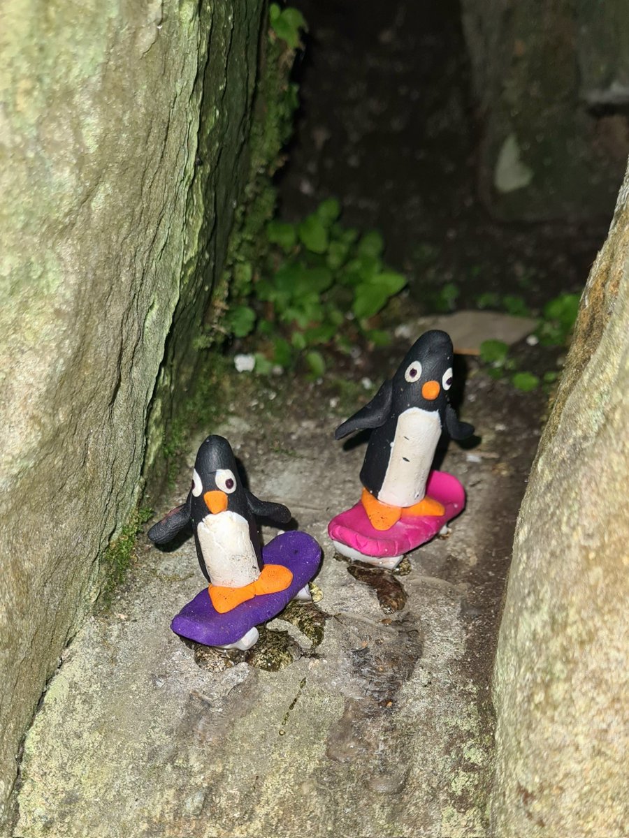 GlasgowPenguins's tweet photo. We've been away for a very long time, but we're finally back. We've missed Glasgow a lot, especially our favourite hill to skateboard down!

#glasgow #penguins #kelvinwalkway #glasgowpenguins #skateboarding #streetart https://t.co/96kaJbHIjN