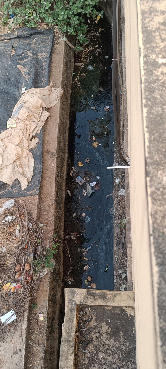 Naveenyenda's tweet image. @rdwsd_gok @AndhraPradeshCM @MpRammohannaidu @APDeputyC
@mopr_goi
@srikakulamgoap
@naralokesh

#drainageproblem
Dear Sirs,
Despite repeated requests grievances filed with the local Panchayat, the critical issue of open drains and missing cover plates Yetturallapadu village