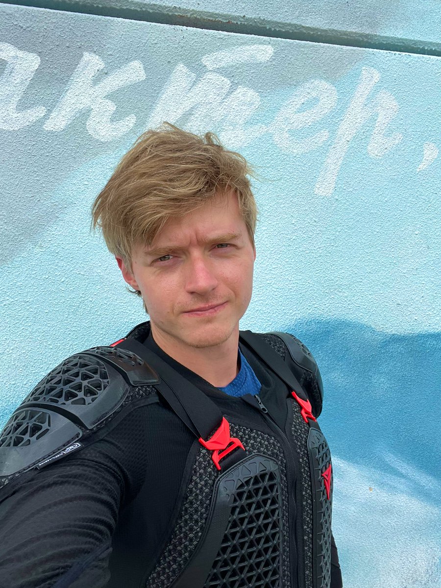 RalfBox's tweet image. Tried downhill MTB in mountains a week ago. Felt scary but I liked it ngl