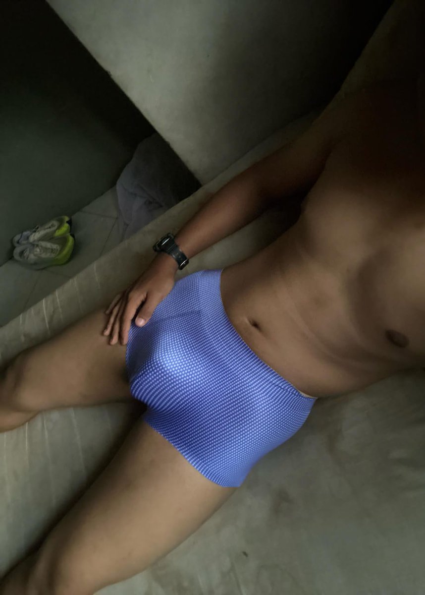 👀