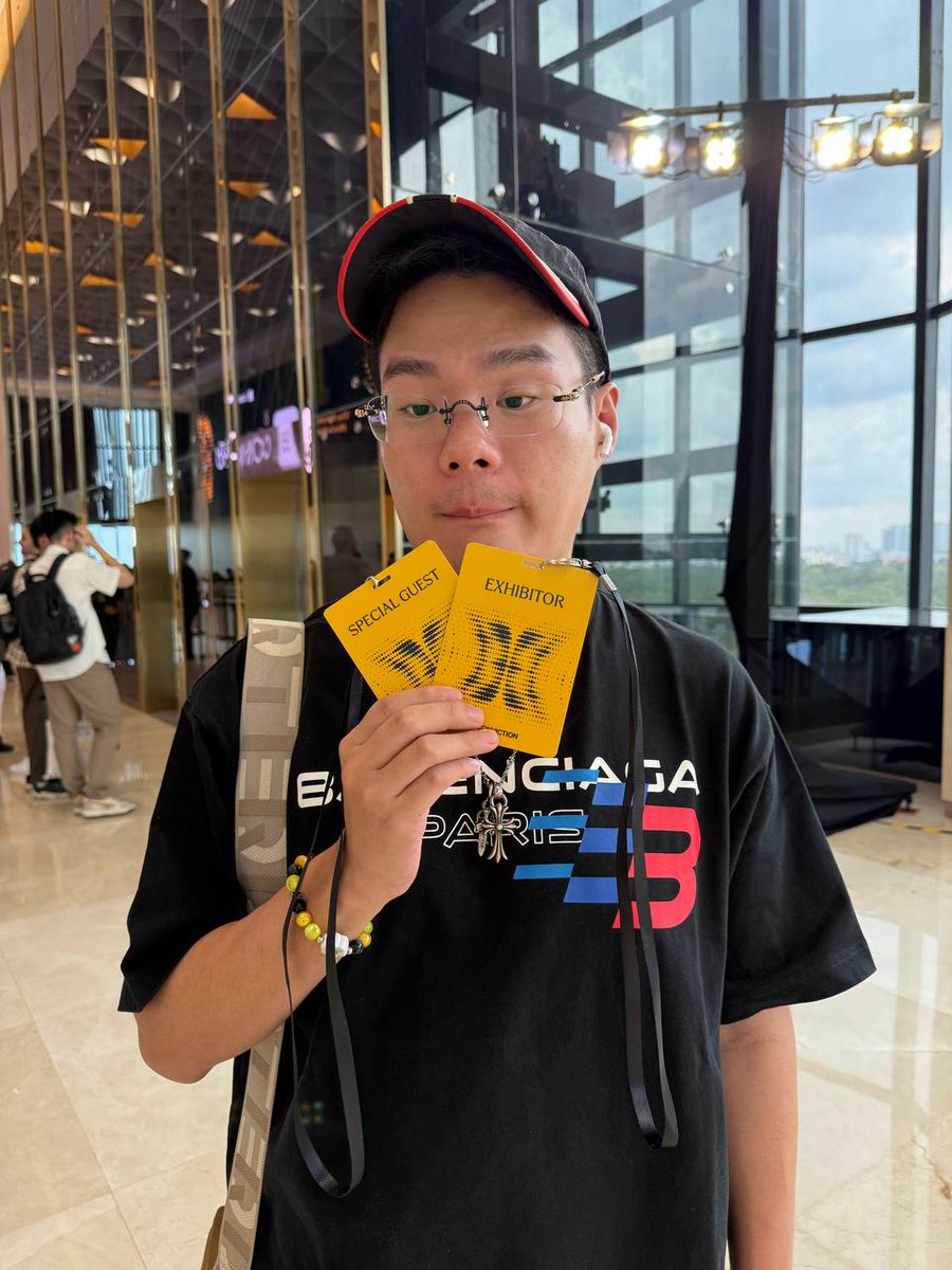 GM HCMC 🇻🇳

Conviction Day 1 and it's already giving main character vibes.

Heavy hitters under one roof, energy through the ceiling.

I’m locking in. HBU?