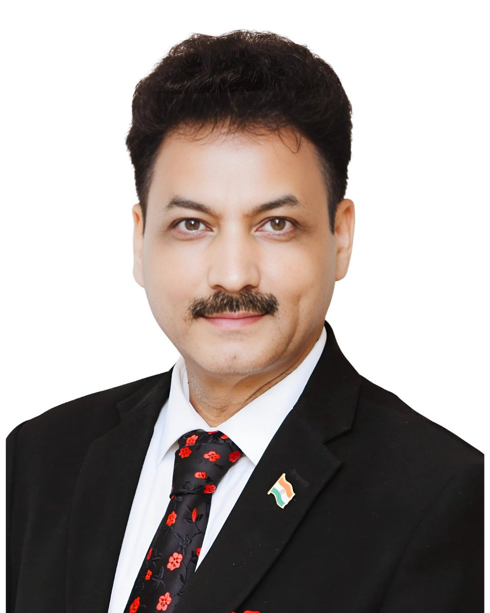 Dr. Ranjeet Mehta, CEO &amp; Secretary General, #PHDCCI, participated in a knowledge-sharing programme on Additional Tariffs Imposed by the US and India’s National Interest on AIR. 

👇Click here to know more: youtu.be/B52lUdVFC38?si… 

#USTariffs #TrumpTariff #TariffsOnIndia