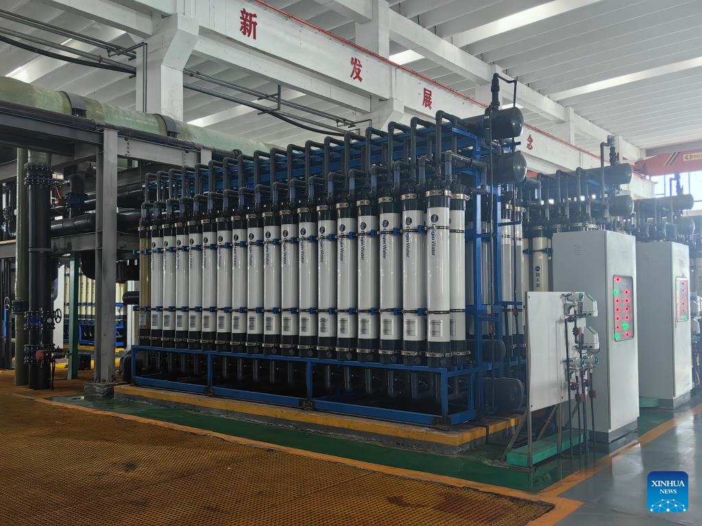 chinafrica1's tweet image. East China fishing town innovatively harnesses seawater for beer and heating
#desalination english.news.cn/20250808/427bd…