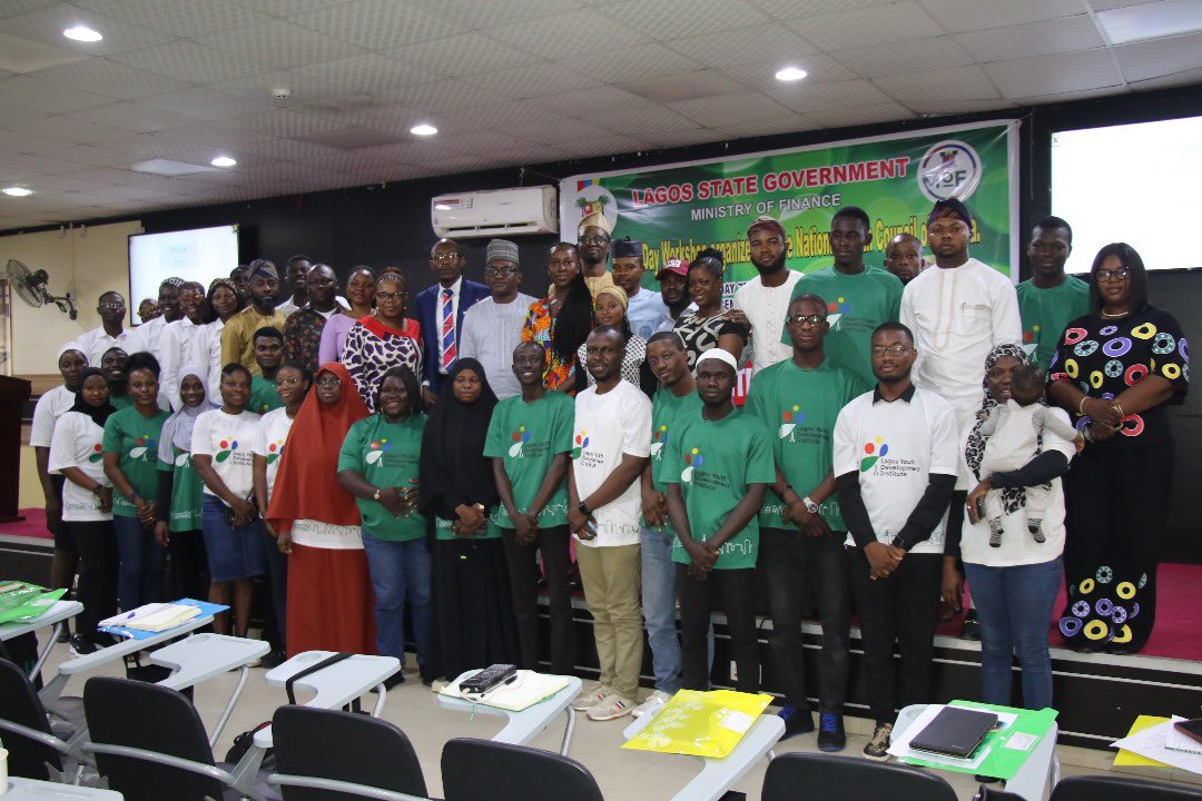 LASG ORGANISES CAPACITY BUILDING PROGRAMME FOR YOUTH ON FINANCIAL MANAGEMENT

facebook.com/share/p/16qaMW…

<a href="/jidesanwoolu/">Babajide Sanwo-Olu</a> <a href="/drobafemihamzat/">Obafemi Hamzat</a> <a href="/gbenga_omo/">Gbenga Omotoso</a> <a href="/gboyegaakosile/">Gboyega Akosile</a> <a href="/BarrBimbola/">Barr. Bimbola Salu- Hundeyin</a> <a href="/Mr_JAGs/">Jubril A. Gawat</a> <a href="/Riddwane/">AJE</a> 
#AGreaterLagosRising
#LASG
