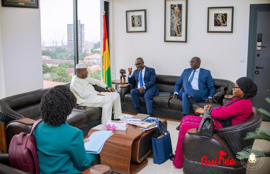 🚀 #CoopérationGuinéeBIDC
Un financement historique de 124 M€ a été approuvé pour deux projets clés :
⚡ 30 MW de microcentrales hydroélectriques
🎓 Modernisation de 4 lycées agricoles
Un pas majeur vers une Guinée résiliente et tournée vers l’avenir ! #Simandou2040