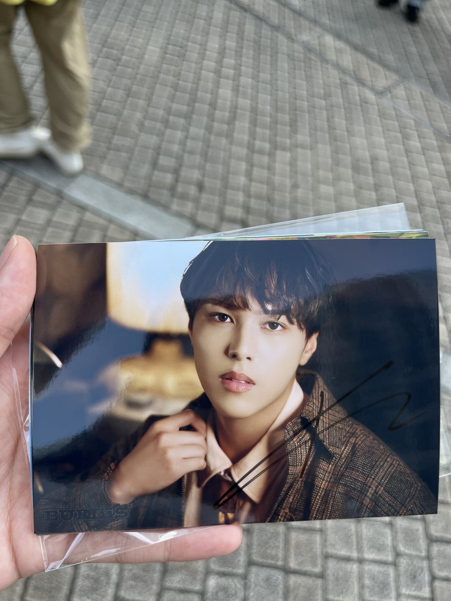 BUDDiiS 交換 生写真

【求】買取(0.3~)

【譲】KEVIN

本日のサマフェスで取引可能です。お気軽にお声掛けください🙇🏻‍♂️

#BUDDiiS