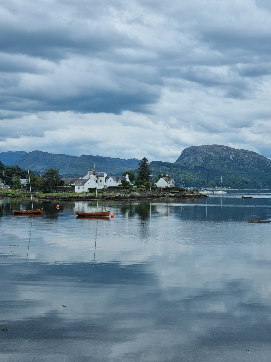 Mike Wood (@mikemikwd) on Twitter photo Morning serenity on Loch Carron- the beautiful highland village of plocton- Happy weekend, friends
#ScotlandisNow #StormHour #photography #photooftheday #landscape #OutAndAboutScotland #landscapephotography
<a href="/VisitScotland/">VisitScotland</a> <a href="/ScotsMagazine/">ScotsMagazine</a> #friends #ThePhotoHour #beautiful Morning serenity on Loch Carron- the beautiful highland village of plocton- Happy weekend, friends
#ScotlandisNow #StormHour #photography #photooftheday #landscape #OutAndAboutScotland #landscapephotography
<a href="/VisitScotland/">VisitScotland</a> <a href="/ScotsMagazine/">ScotsMagazine</a> #friends #ThePhotoHour #beautiful