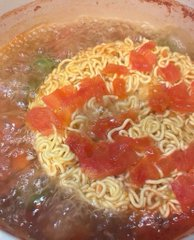 NeerajGangwar7's tweet photo. 宝宝想吃面吗？
 我下面给你吃！
 你看水超多的！ https://t.co/8hhl3uLQMm