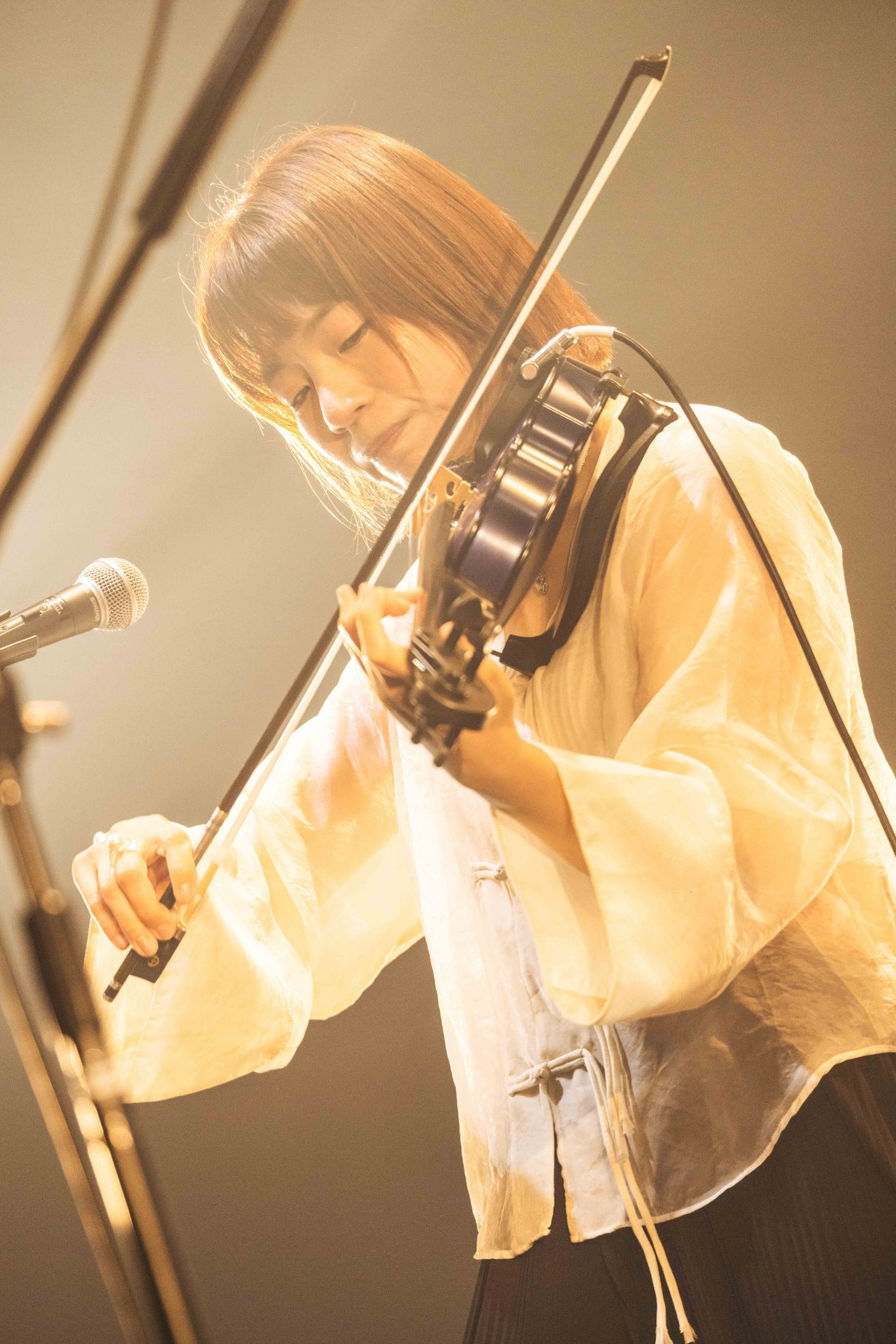 FM802 on X: 