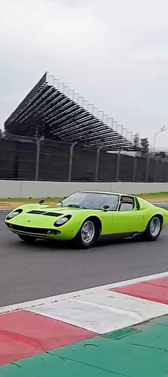 Lamborghini Miura