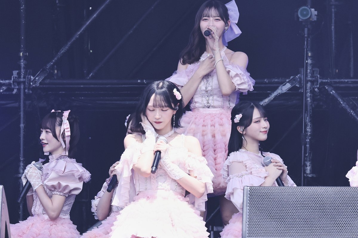 LuckyFes tweet media
