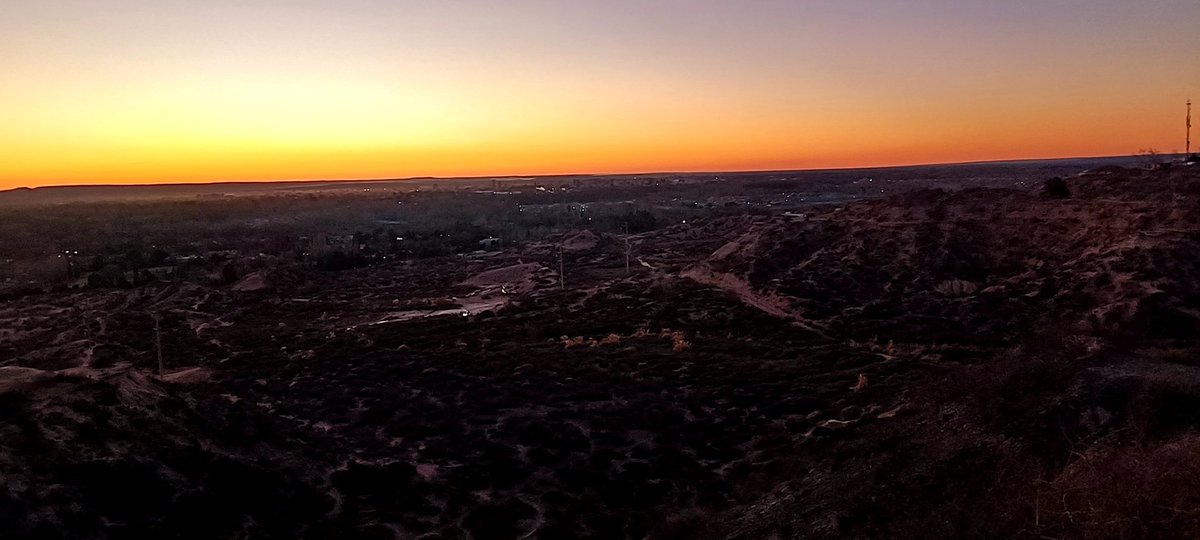 Amanecer en tu ciudad, visto desde Neuquén <a href="/ddeurieta/">Déborah de Urieta</a>
