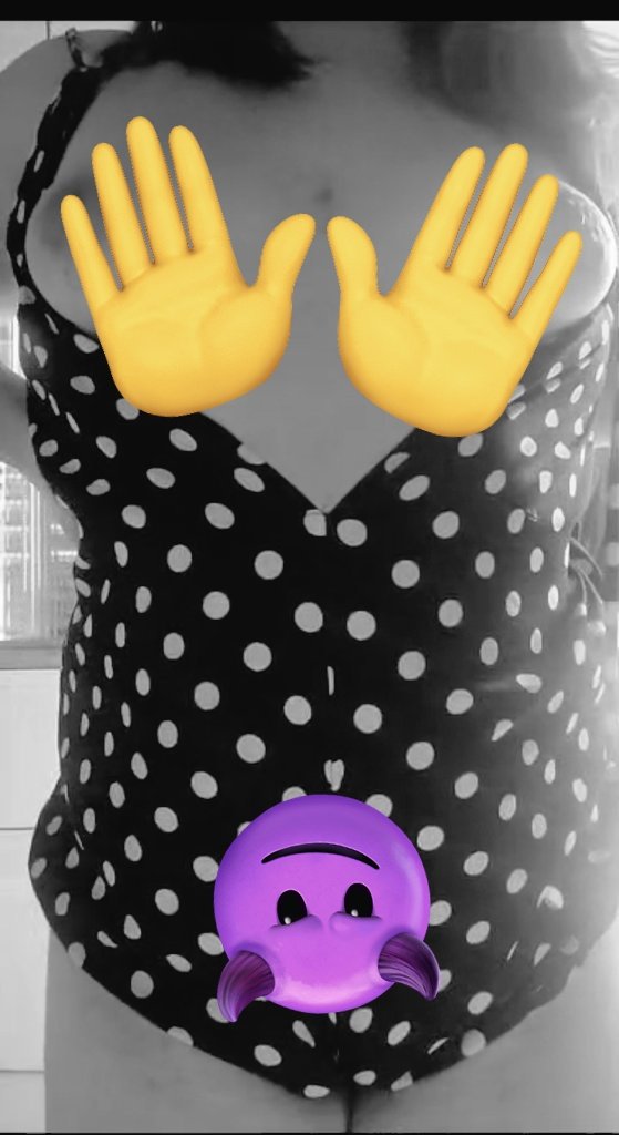 Minha cadela é foda me faz acorda feliz amo vc cachorrinha 😈😍🙌🏽🫶🏽