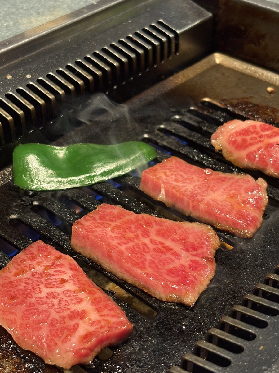 焼肉の写真ってどうやったら上手く撮れるん？