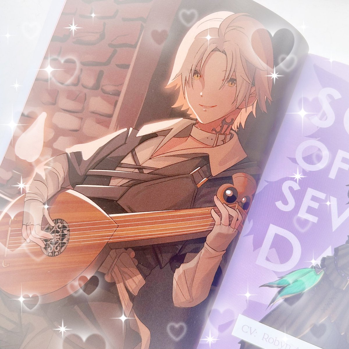 I got my contributor copy of the love of the light zine today! 💕 leftover sales are open now! 
#ffxiv