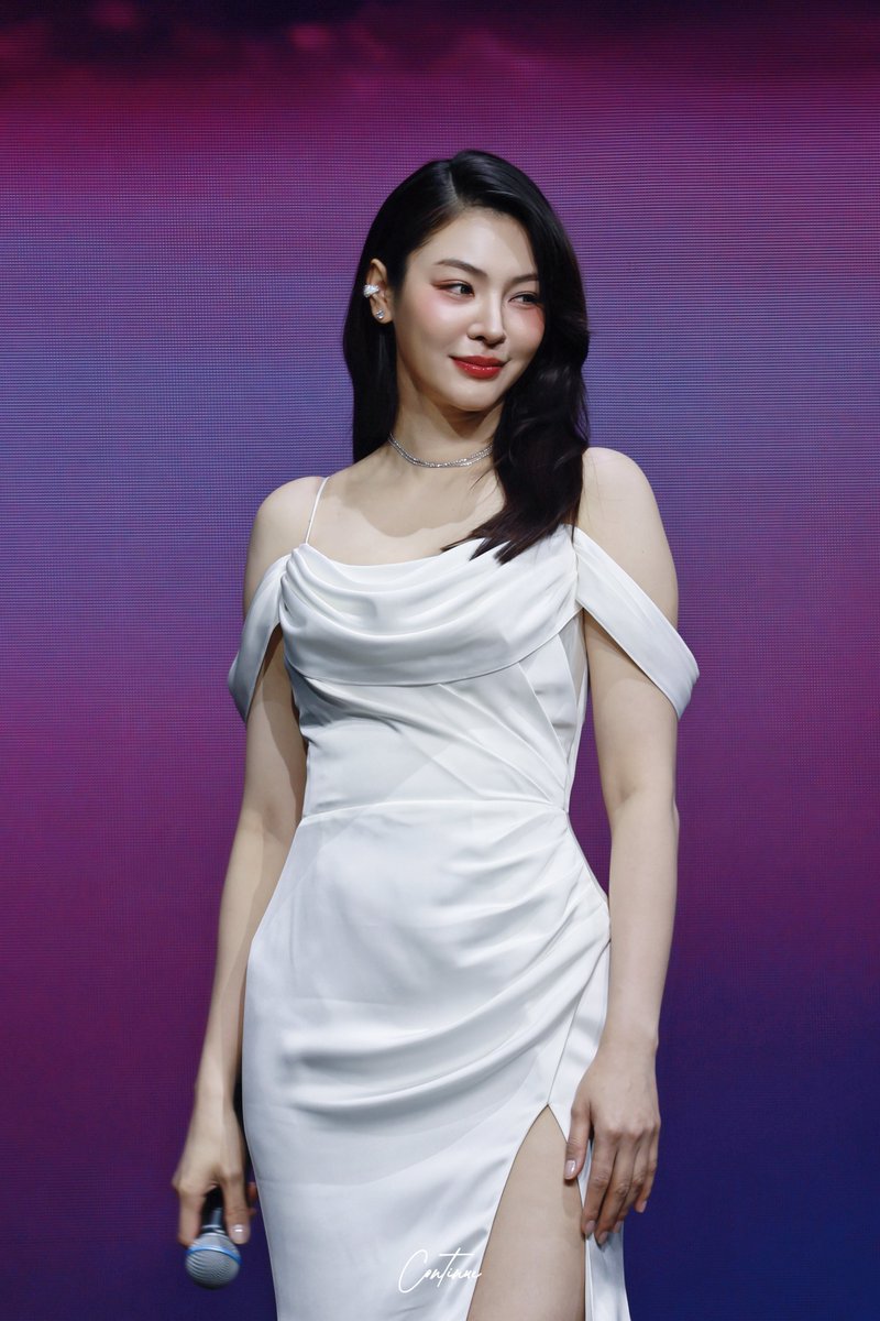 20250809 Faye

TPE FANMEETING - 2nd Look

GIVE ME FAYE
#Faye1stFMinTaipei
#FayePeraya 
#ฝ้ายพีรญา
<a href="/malisorn00/">Faye Malisorn</a>