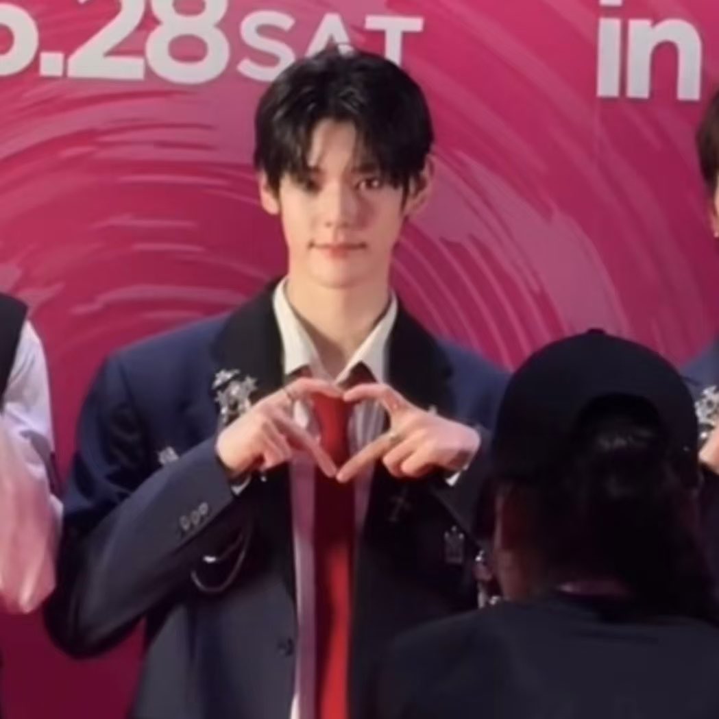 WHERE IS NICHOLAS，I really miss my baby 😭😔

#Nicholas 
#SM_TreatNicholasBetter
#Where_is_Nicholas 
#SMTR25 
#니콜라스<a href="/SMTR25_official/">SMTR25</a>