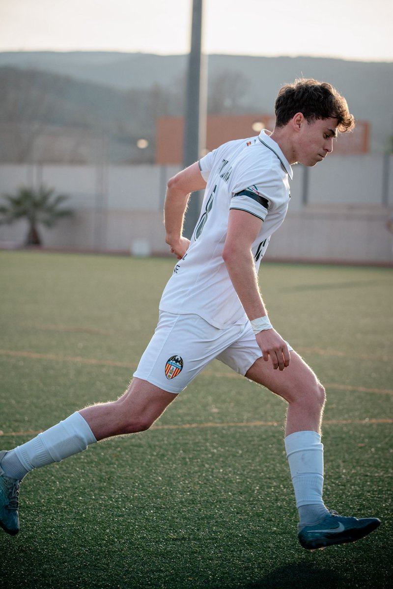 Sin ellos no habría fútbol aficionado. <a href="/FFCV_info/">FFCV</a> <a href="/RCSalsadella/">Racing Club Salsadella</a> <a href="/CDSegorbe/">CDSegorbe</a> <a href="/UDBenassal/">U.D. Benassal</a> <a href="/rfef/">RFEF</a> 
castellonbase.com/historicos-y-f… a través de @Castellón Base - Tu web de fútbol base