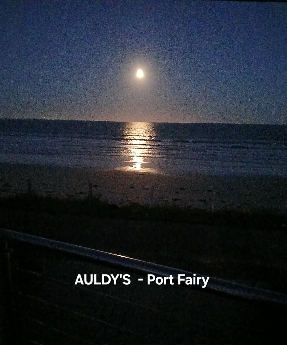 tim auld (@auldtim) on Twitter photo The stairway to the moon from AULDY'S accommodation East Beach Port Fairy on a brilliant Saturday evening in August #love #portfairy ##greattobealive #coffee The stairway to the moon from AULDY'S accommodation East Beach Port Fairy on a brilliant Saturday evening in August #love #portfairy ##greattobealive #coffee