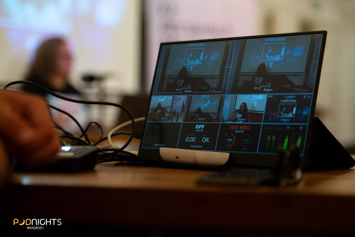 Podnights Madrid (@podnights_mad) on Twitter photo El pasado mayo, la sala Cooltural del hotel <a href="/DormirdcineR/">DormirDCine Cooltural Rooms</a> se llenó de historias, canciones y mucha música con el directo de <a href="/El_Recuento/">Margot Martín 🎧(@El_Recuento) 🎤</a>
Margot nos abrió las puertas de su universo sonoro, mostrando cómo se construye uno de los #podcast más cuidados y personales del panorama El pasado mayo, la sala Cooltural del hotel <a href="/DormirdcineR/">DormirDCine Cooltural Rooms</a> se llenó de historias, canciones y mucha música con el directo de <a href="/El_Recuento/">Margot Martín 🎧(@El_Recuento) 🎤</a>
Margot nos abrió las puertas de su universo sonoro, mostrando cómo se construye uno de los #podcast más cuidados y personales del panorama