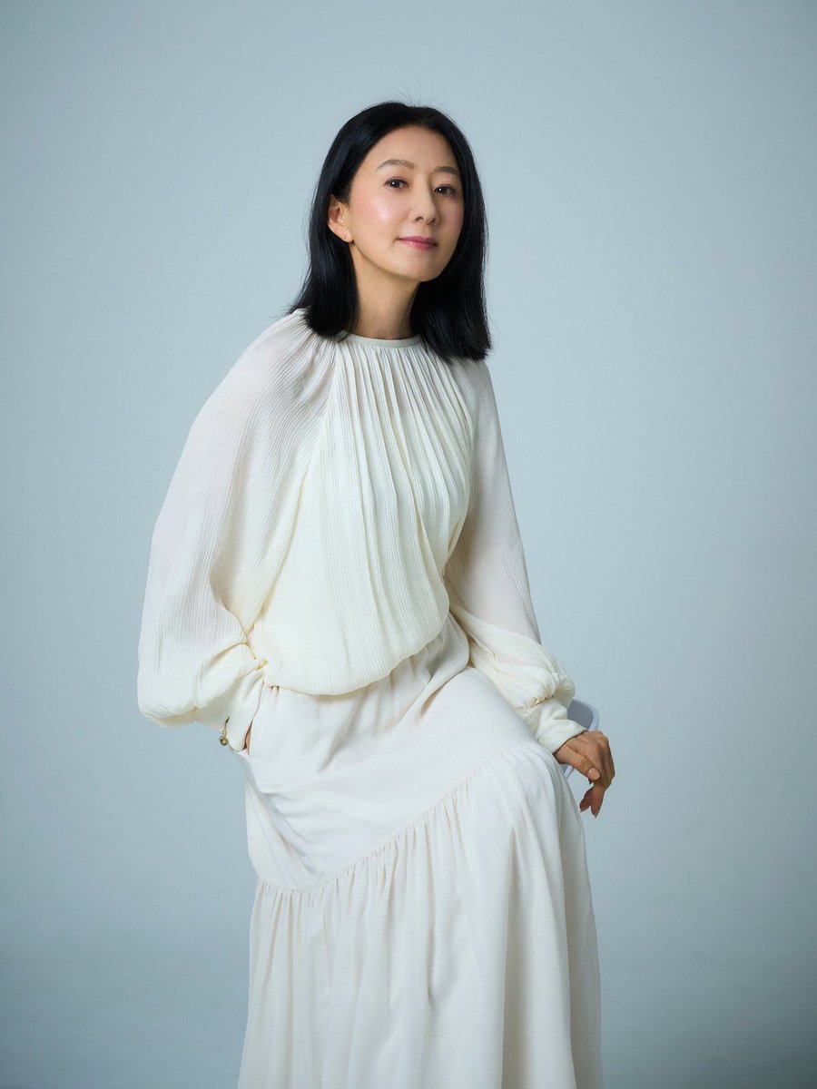 김희애 Kim Hee-Ae’s Gallery tweet media