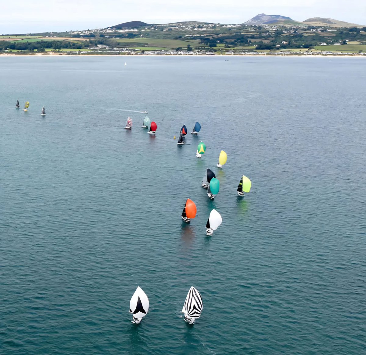 Warning - allow more time for your journey to Abersock.
Heavy traffic on St Tidwall’s Rd this morning.
#Traffic