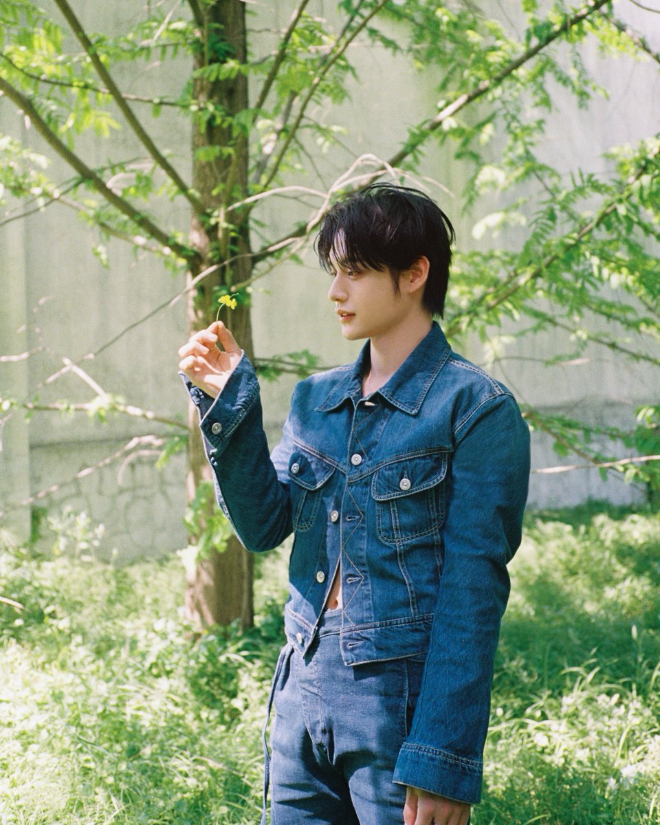 ZEROBASEONE THE 1ST FULL ALBUM
❝𝙉𝙀𝙑𝙀𝙍 𝙎𝘼𝙔 𝙉𝙀𝙑𝙀𝙍❞

Concept Photo ORDINARY ver.
#KIMJIWOONG #김지웅

💿 Pre-Save
zb1.lnk.to/NEVERSAYNEVER

2025.09.01 18:00 (KST)

#ZEROBASEONE #ZB1 #제로베이스원
#NEVER_SAY_NEVER