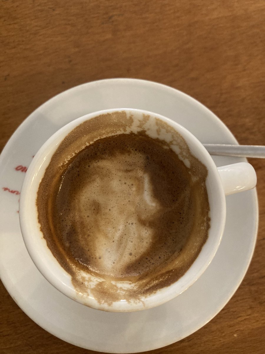 Buongiorno, mi fa un caffè?