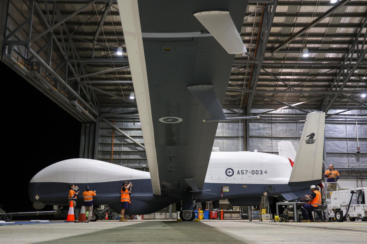 DefenceAust's tweet image. MQ-4C Tritons land in 🇦🇺! 🛬 The @AusAirForce welcomed its second and third MQ-4C Triton aircraft into 📍 RAAF Base Tindal, Northern Territory in May.

The two aircraft were remotely piloted from United States Naval Air Station Patuxent River in Maryland 🇺🇸, safely arriving on