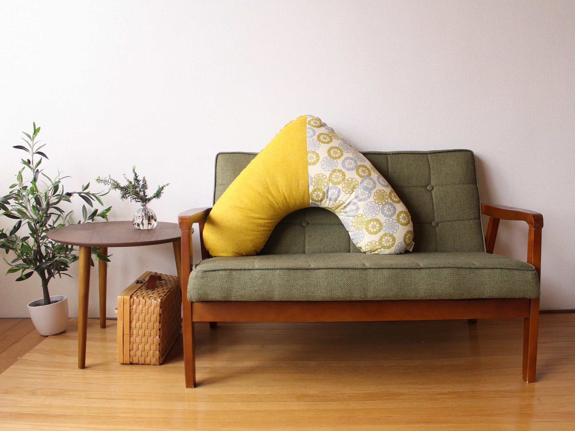 京都洛中高岡屋 座布団 + FLYMEe フォロー フロアチェア 座椅子 洛中