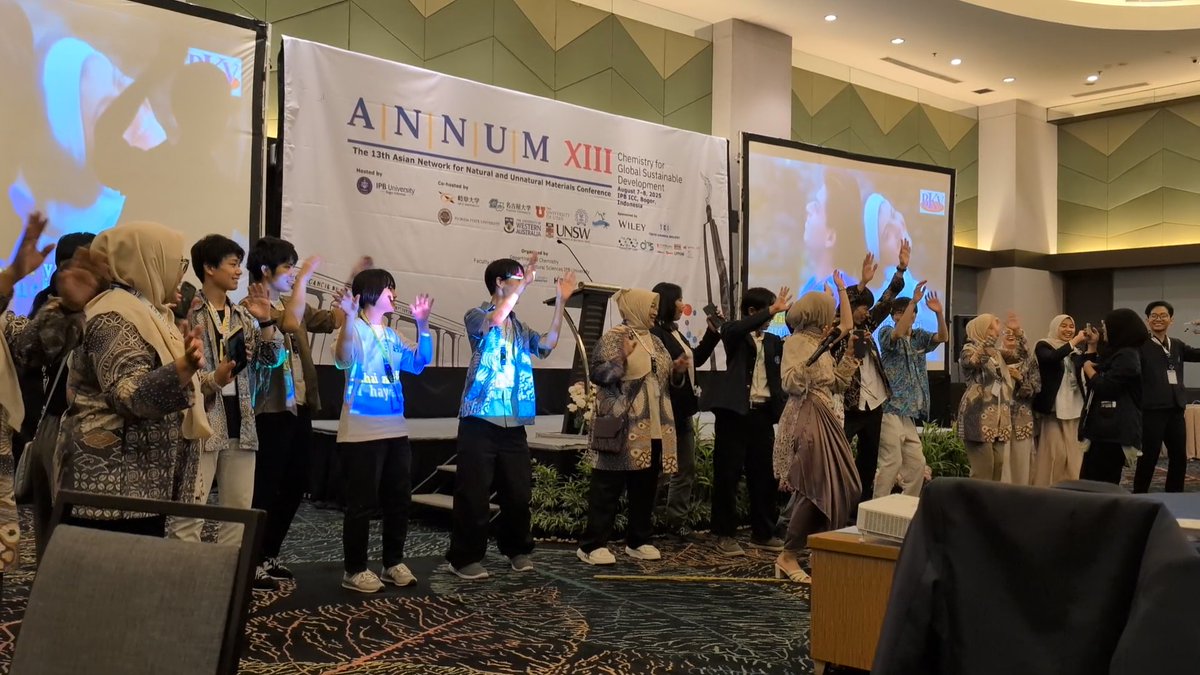 IAlabugin's tweet image. Big thanks to the organizers of #AnnumXIII for a highly engaging meeting! Nearly 200 presentations, impressive enthusiasm, and the artistic &amp;amp; research talents of @IPBogor students on full display. It was so contagious that all participants joined!