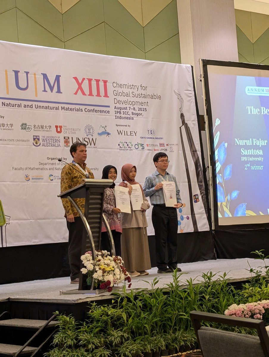 IAlabugin's tweet image. Big thanks to the organizers of #AnnumXIII for a highly engaging meeting! Nearly 200 presentations, impressive enthusiasm, and the artistic &amp;amp; research talents of @IPBogor students on full display. It was so contagious that all participants joined!