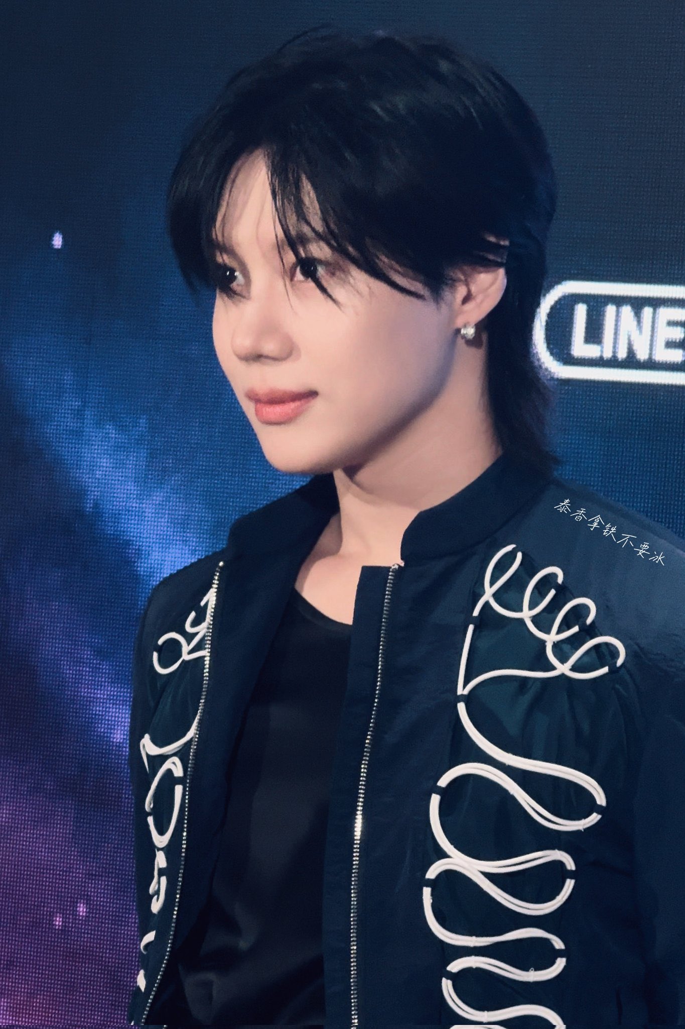 TAEMIN ポーチ デンイ 希少 即購入可です Taemin (SHINee) - WAVES Magazine (December 2023 Cover Teaser