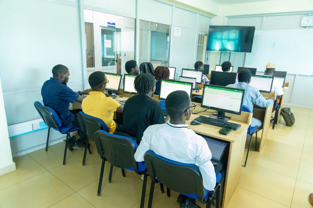 isbatkampala's tweet image. Happening Now! Free Workshop Training in Advanced Excel at ISBAT University!
Sharpen your skills, learn pro tips, and master Excel like never before — all for FREE!
#AdvancedExcel #ISBATUniversity #FreeTraining #ExcelMastery