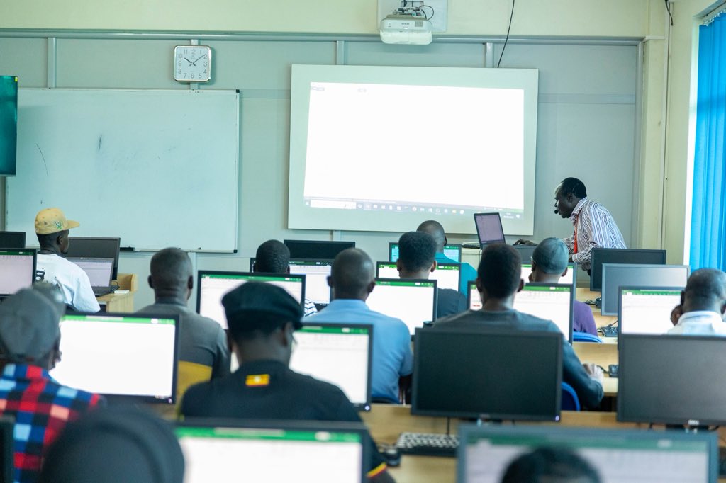 isbatkampala's tweet image. Happening Now! Free Workshop Training in Advanced Excel at ISBAT University!
Sharpen your skills, learn pro tips, and master Excel like never before — all for FREE!
#AdvancedExcel #ISBATUniversity #FreeTraining #ExcelMastery