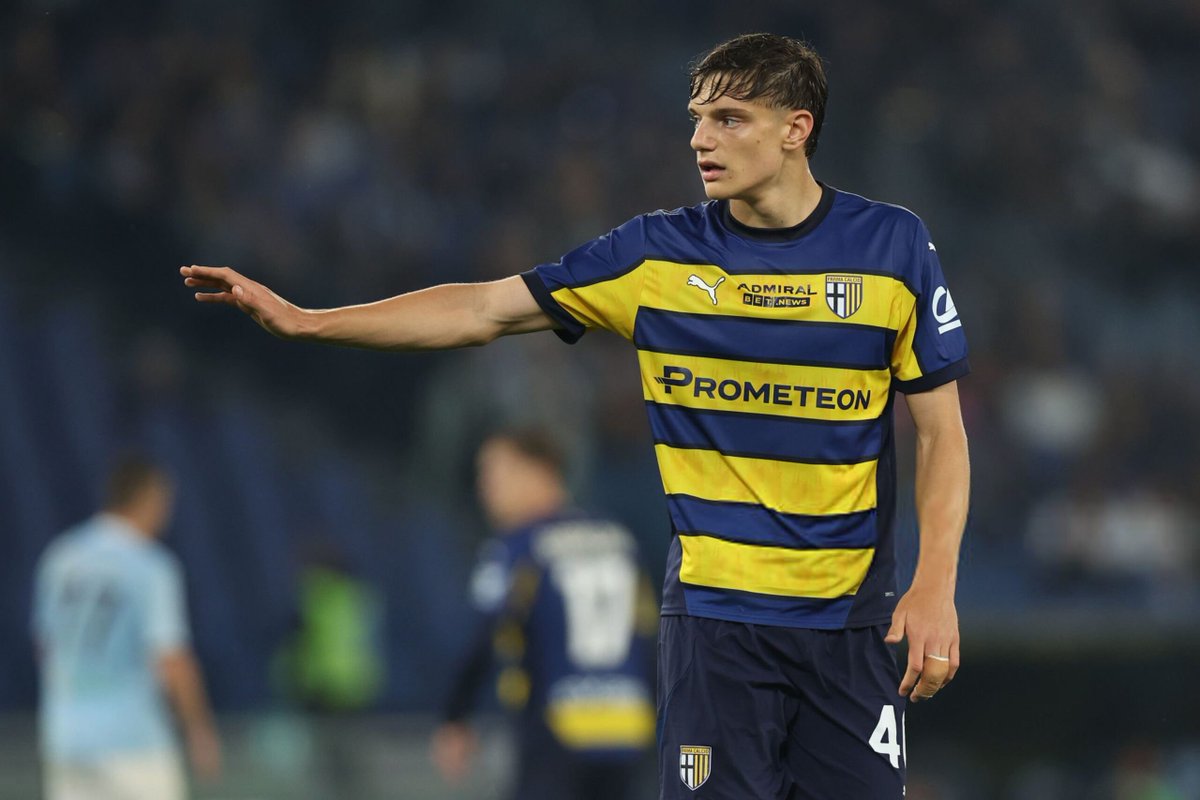 Anfield Edition | æ (@anfieldedition) on Twitter photo 🚨 | <a href="/TuttoMercatoWeb/">TUTTOmercatoWEB</a>: Parma have rejected a €35m (£30.3m) bid from Liverpool for Giovanni Leoni.
The Italian side are not budging on their €40m (£34.8m) asking price for the defender. 🚨 | <a href="/TuttoMercatoWeb/">TUTTOmercatoWEB</a>: Parma have rejected a €35m (£30.3m) bid from Liverpool for Giovanni Leoni.
The Italian side are not budging on their €40m (£34.8m) asking price for the defender.