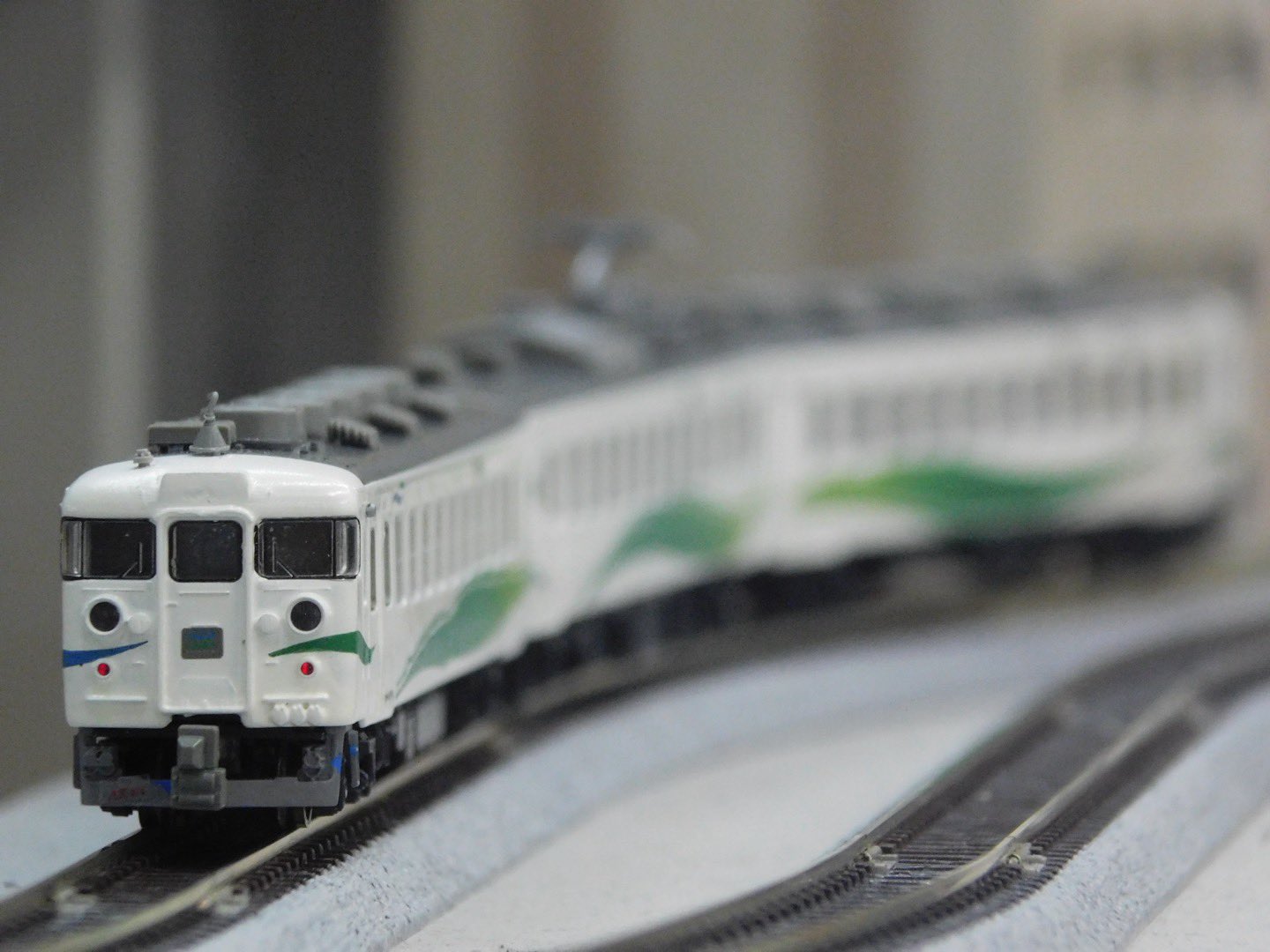 鉄道模型 KF Amazon.co.jp: TOMIX Nゲージ キハ47 500形 新潟色 赤 セット