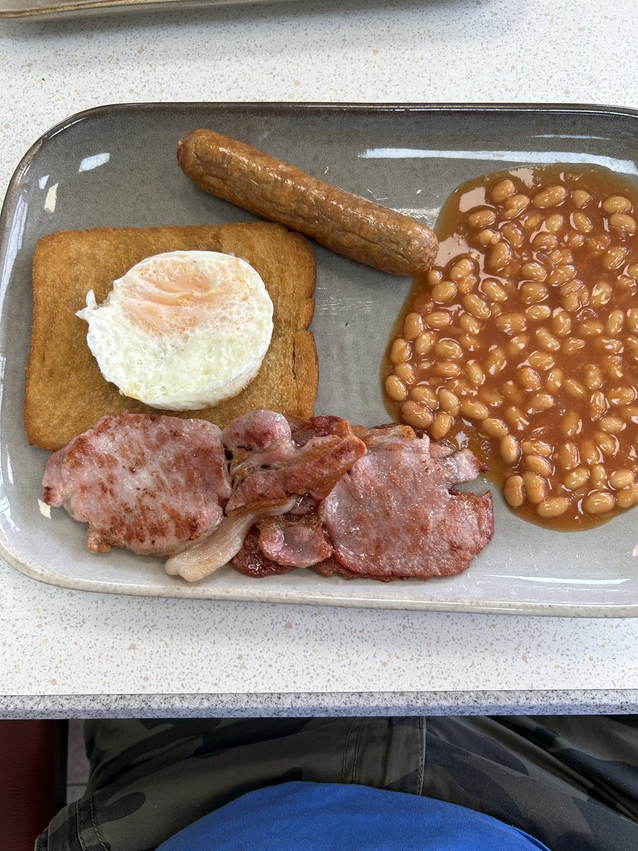 Glen Thorstein tweet media