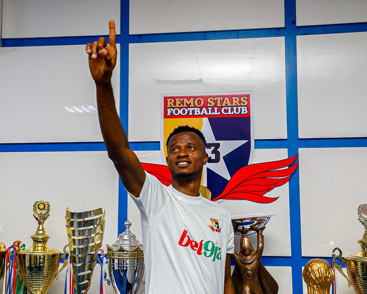 1️⃣ of our own ✨ 

#MbaomaIsBack | #WeAreRemoStars