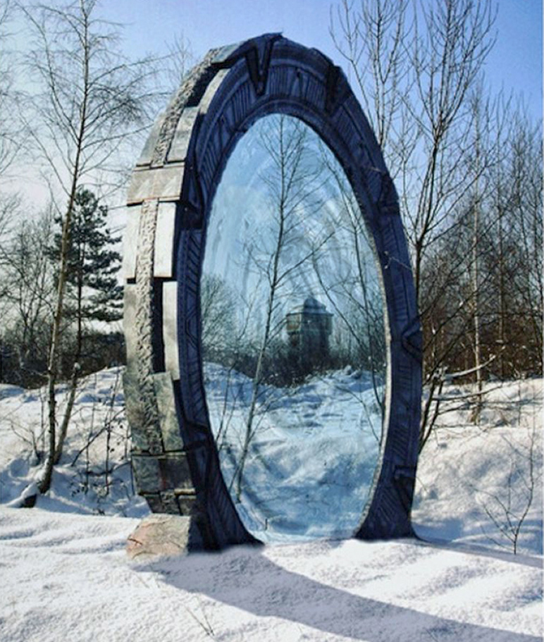 Stargate im Schnee handgemacht