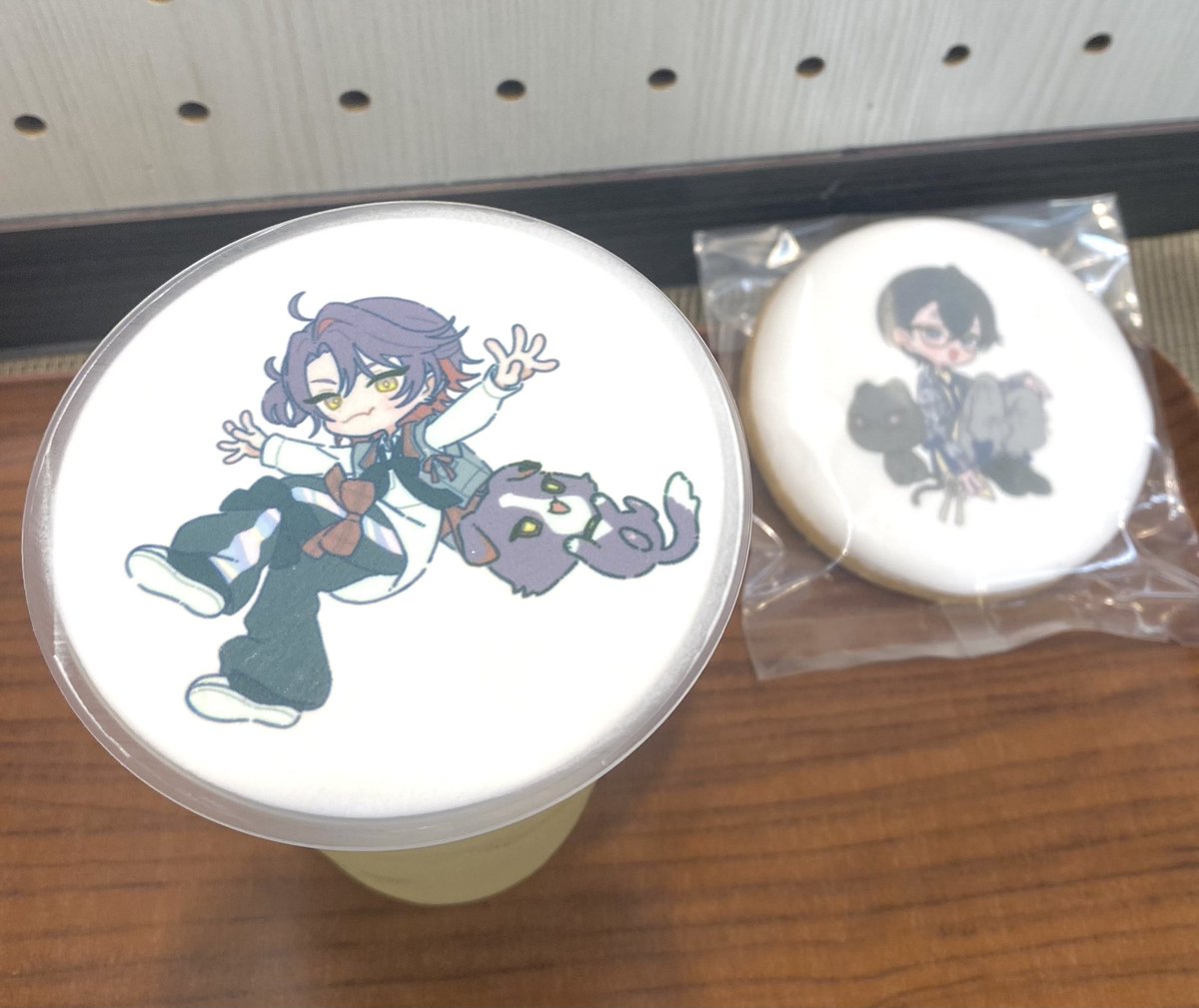 池袋のアニメイトさんに滑り込み！
11日までです〜！グラッテおいしい！クッキー勿体なくてたべれない！（選べなすぎました…全員の買えば良かった…）