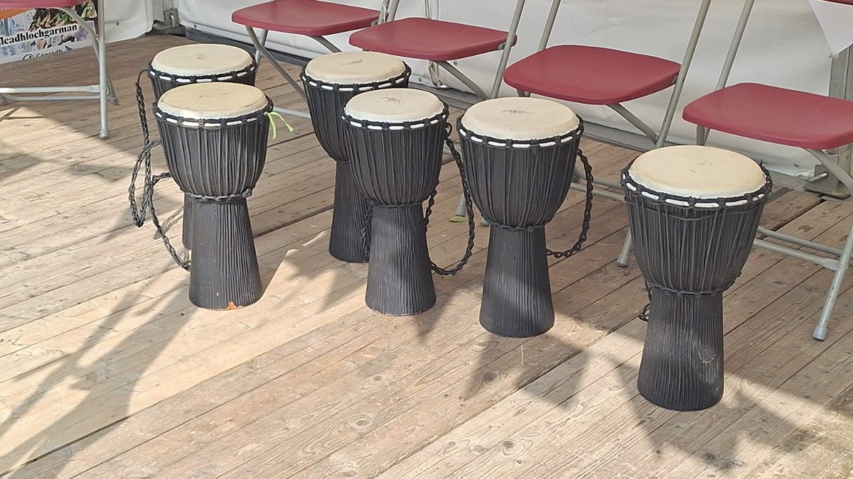 fleadhcheoil's tweet photo. Ceardlann drumaí - drumming workshop Selskar 10.30 FREE https://t.co/arYltZF05v
