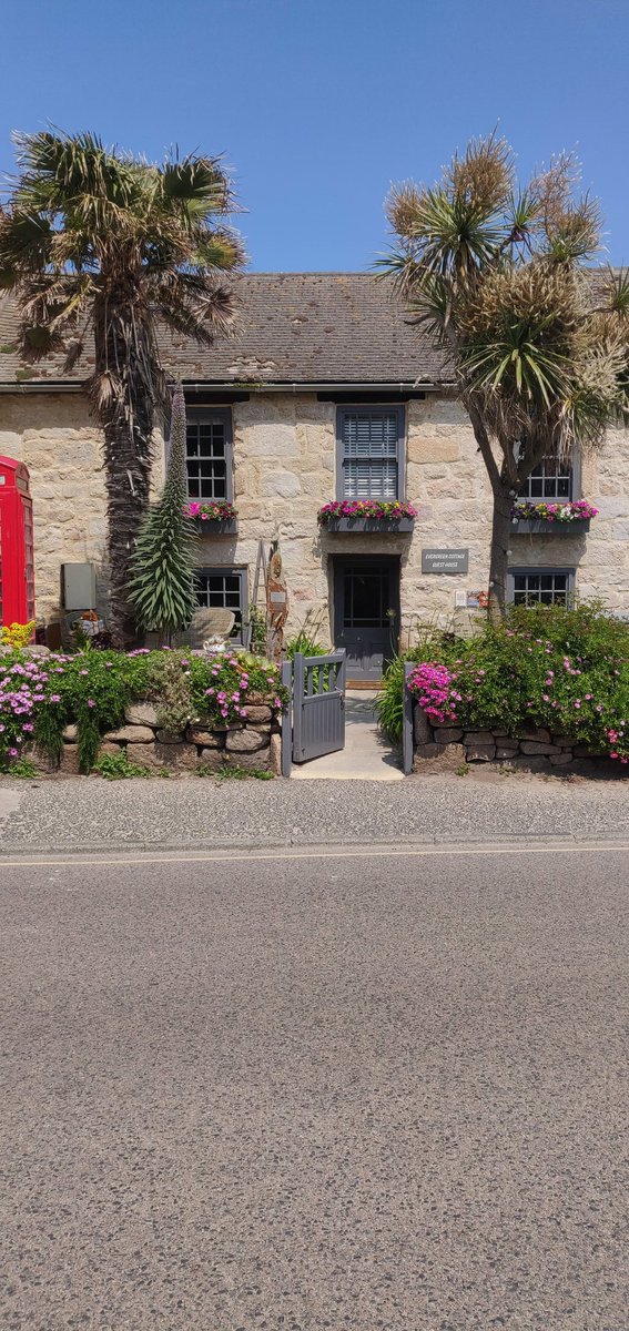 StephenBroadle6's tweet photo. @cutestcottages Scilly isles. https://t.co/P9PAjSpl8S