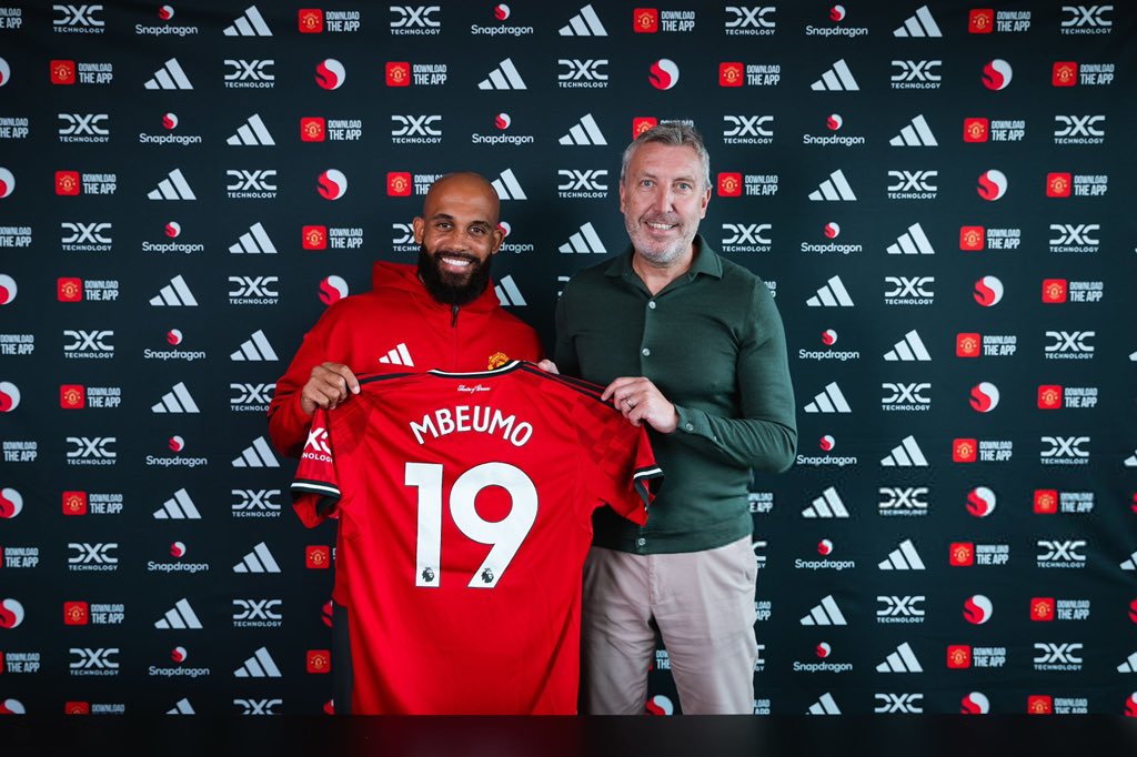 ActuFoot_'s tweet photo. 🚨 INCROYABLE : 𝗠𝗔𝗡𝗖𝗛𝗘𝗦𝗧𝗘𝗥 𝗨𝗡𝗜𝗧𝗘𝗗 𝗔 𝗗𝗘́𝗕𝗢𝗨𝗥𝗦𝗘́ 𝗣𝗟𝗨𝗦 𝗗𝗘 𝟮𝟮𝟱 𝗠€ 𝗛𝗢𝗥𝗦 𝗕𝗢𝗡𝗨𝗦 𝗣𝗢𝗨𝗥 𝗥𝗘𝗖𝗢𝗡𝗦𝗧𝗥𝗨𝗜𝗥𝗘 𝗦𝗢𝗡 𝗔𝗧𝗧𝗔𝗤𝗨𝗘 ! ❤️😱

🇸🇮 Benjamin Sesko - 76,5 M€ 💰
🇨🇲 Bryan Mbeumo - 75 M€ 💰
🇧🇷 Matheus Cunha - 75 M€ 💰 https://t.co/MCMnSBeofi