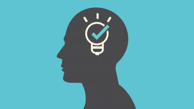 #التفكير_الايجابي هو أن ترى في التحديات فرصًا، وفي الفشل درسًا، وفي كل صباح بداية جديدة. هو طاقة تبعث الأمل في نفسك وتمنحك الشجاعة لمواجهة الصعاب بروح مطمئنة. فحين تغيّر نظرتك للأحداث، تتغيّر حياتك كلها. 
#مختص_تربوي_سليمان_النمر
#مختص_اسري_سليمان_النمر
#مدرب_رياضي_سليمان_النمر