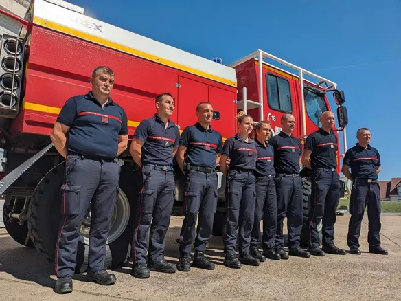 "On s'est retrouvés encerclé par les flammes" : de retour de leur mission dans l'Aude, des pompiers du Loiret racontent leur lutte contre l'incendie géant larep.fr/orleans-45000/…