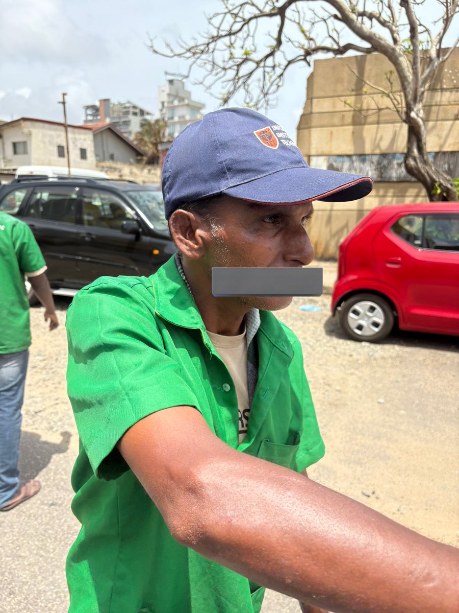 Meth Hettihewa (@methhettihewa) on Twitter photo Hon <a href="/BimalRathnayake/">Bimal Rathnayake</a> , please take quick action against unlawful parking charges by unauthorised people in Colombo. They take various charges based on vehicle, today encountered at MC in bamba. No tag or anything to show too. Wanted 200 for 10 minutes, no ticket too. <a href="/VraieB/">Vraîe Cally Balthazaar</a> Hon <a href="/BimalRathnayake/">Bimal Rathnayake</a> , please take quick action against unlawful parking charges by unauthorised people in Colombo. They take various charges based on vehicle, today encountered at MC in bamba. No tag or anything to show too. Wanted 200 for 10 minutes, no ticket too. <a href="/VraieB/">Vraîe Cally Balthazaar</a>